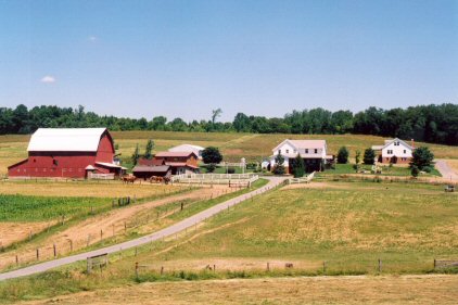 Amish farm outside Sugar Creek